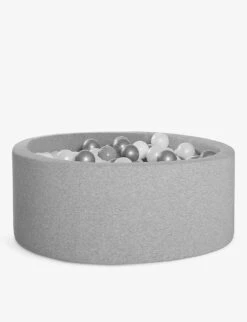 Round Cotton And Plant-based Fiber Foam Ball Pit