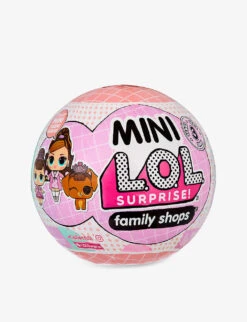 L.O.L. Surprise! Mini Family Doll Playset