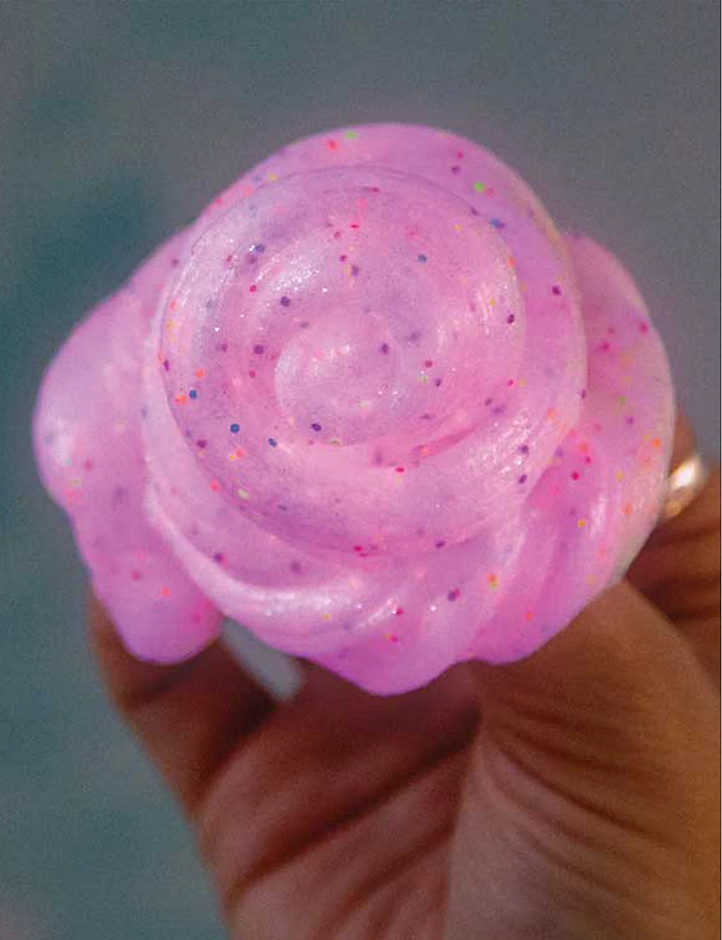 Crazy Aaron's Glowbrights Enchanting Unicorn Thinking Putty - Image 4