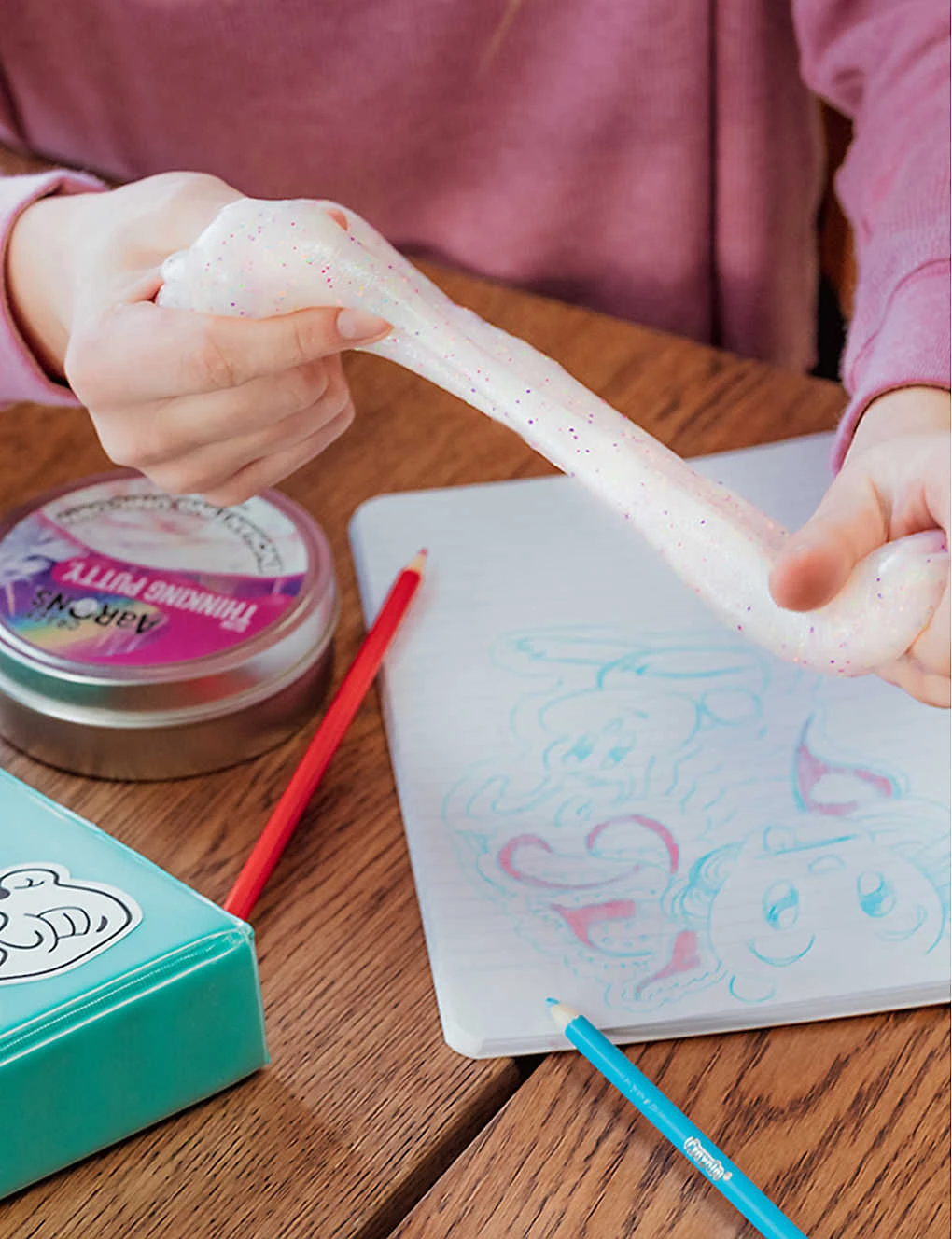 Crazy Aaron's Glowbrights Enchanting Unicorn Thinking Putty - Image 5