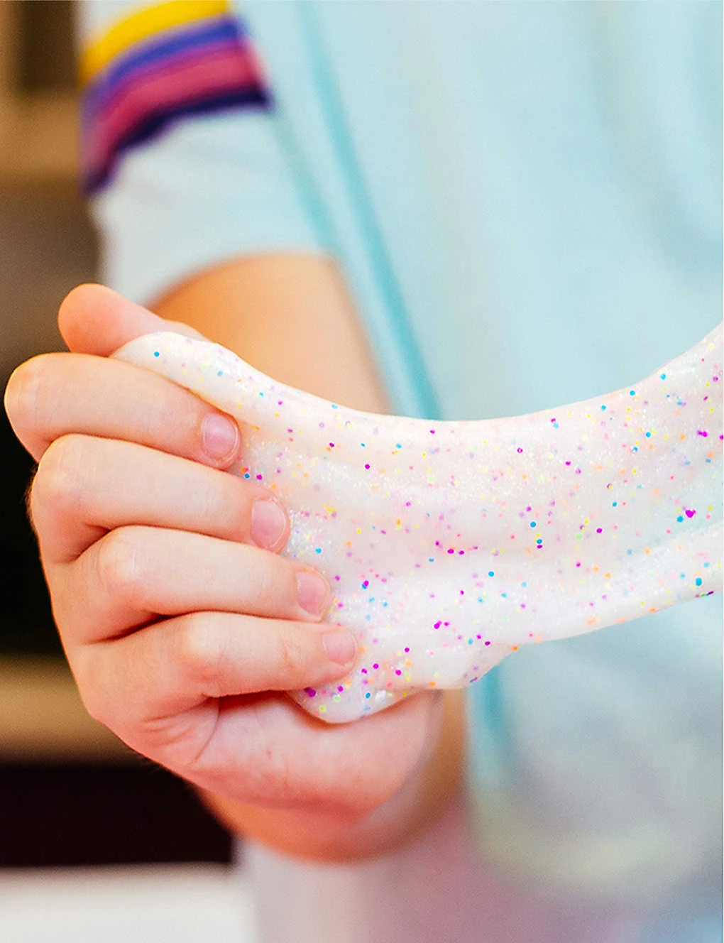 Crazy Aaron's Glowbrights Enchanting Unicorn Thinking Putty - Image 6